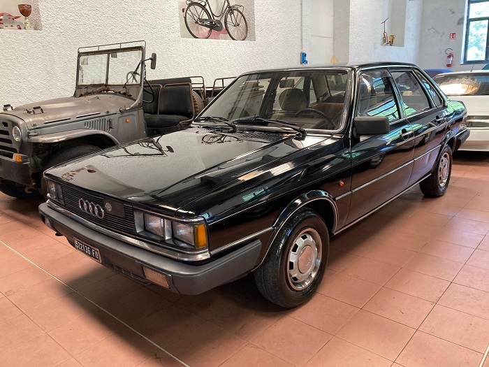 AUDI 80