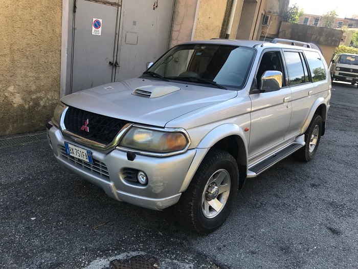 MITSUBISHI PAJERO SPORT