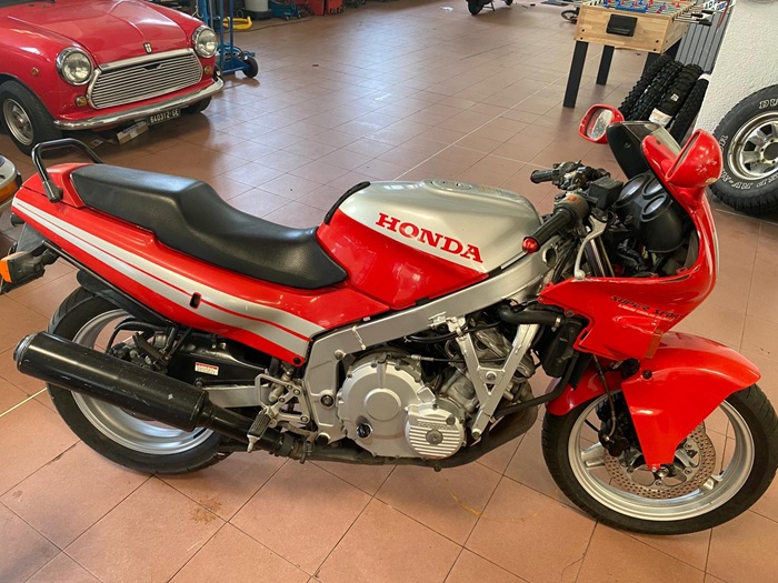 HONDA CBR 600 F