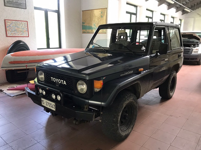 TOYOTA BJ 70